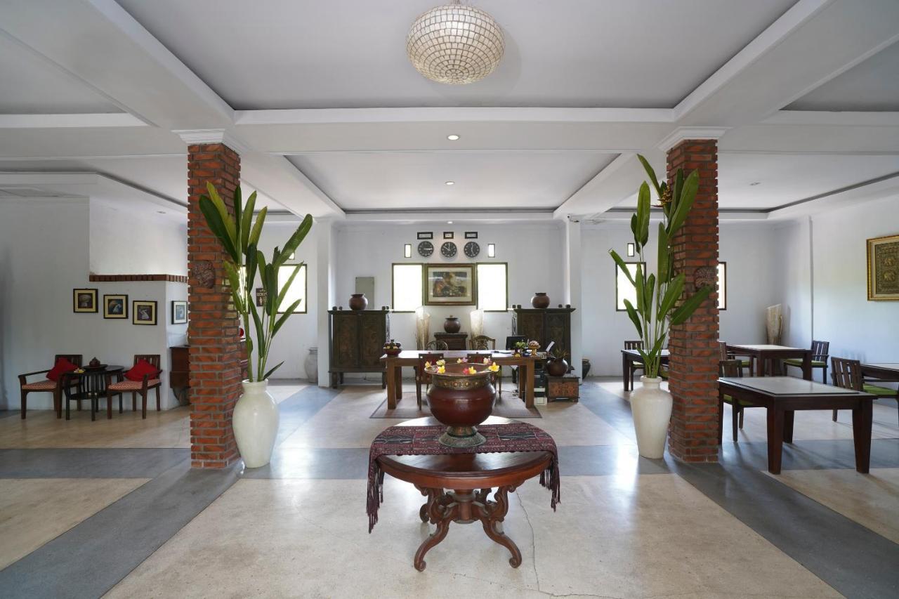 Hôtel Oyo 1840 Kubu Ubud Extérieur photo
